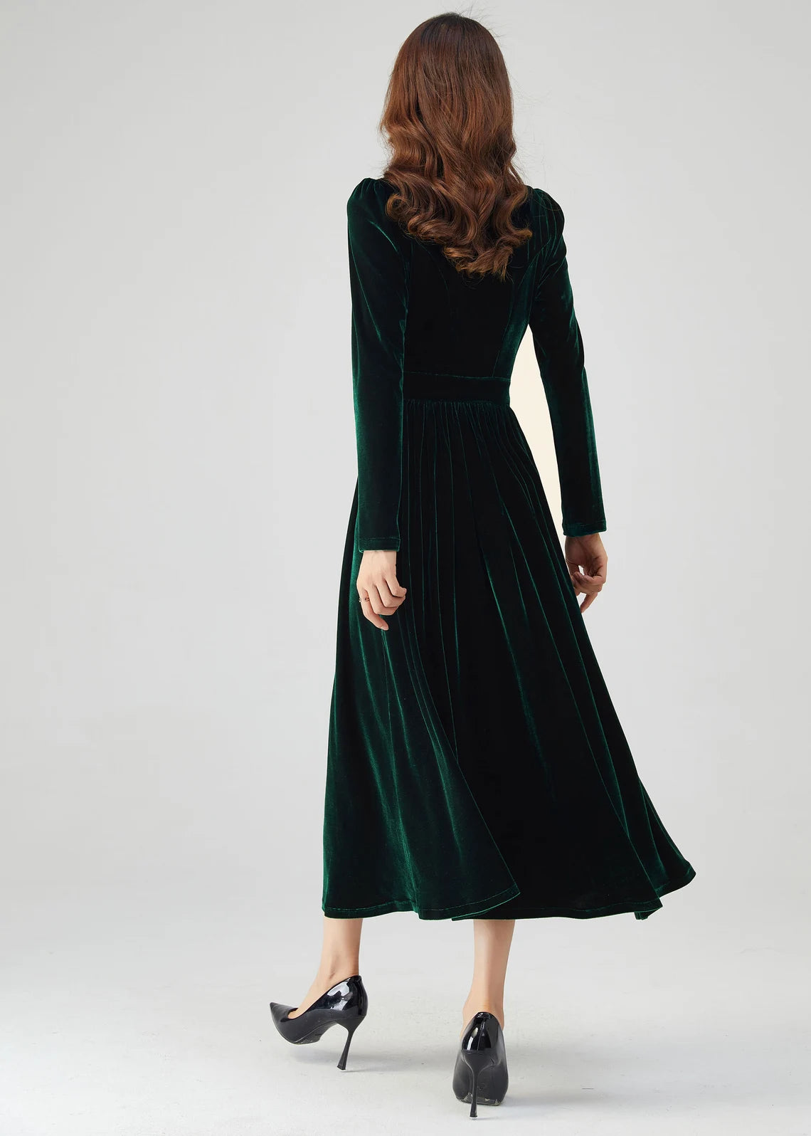 Velvet Long Sleeves Round Neck Mermaid Tea-Length Pleated Bridesmaid Prom Dress